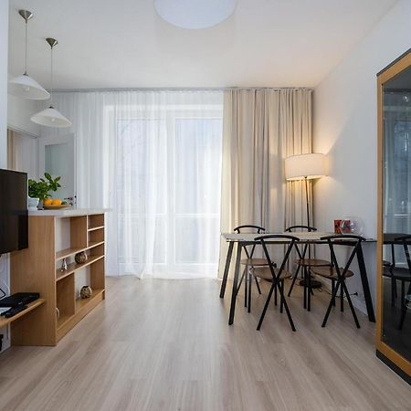 Shortstaypoland Plac Dabrowskiego B140 华沙 外观 照片